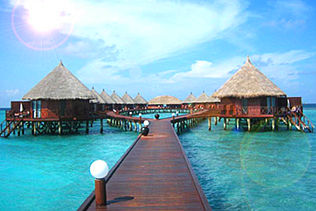 安嘎嘎岛 Angaga Island Resort